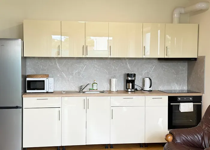 Familyvilla, New 4 Luxury Big Apartments, Parking