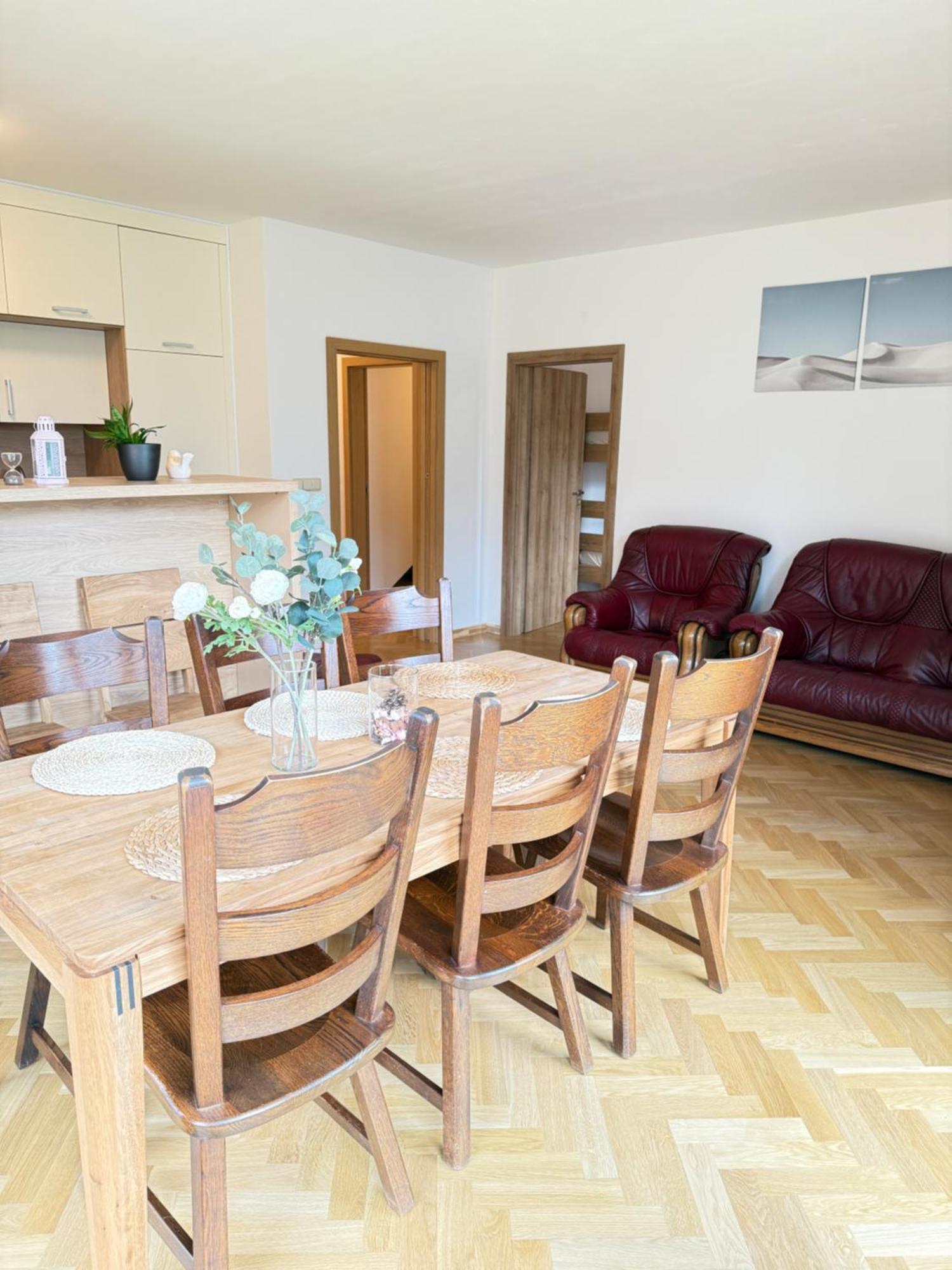 Apartament Familyvilla, New 4 Luxury Big Apartments, Parking *