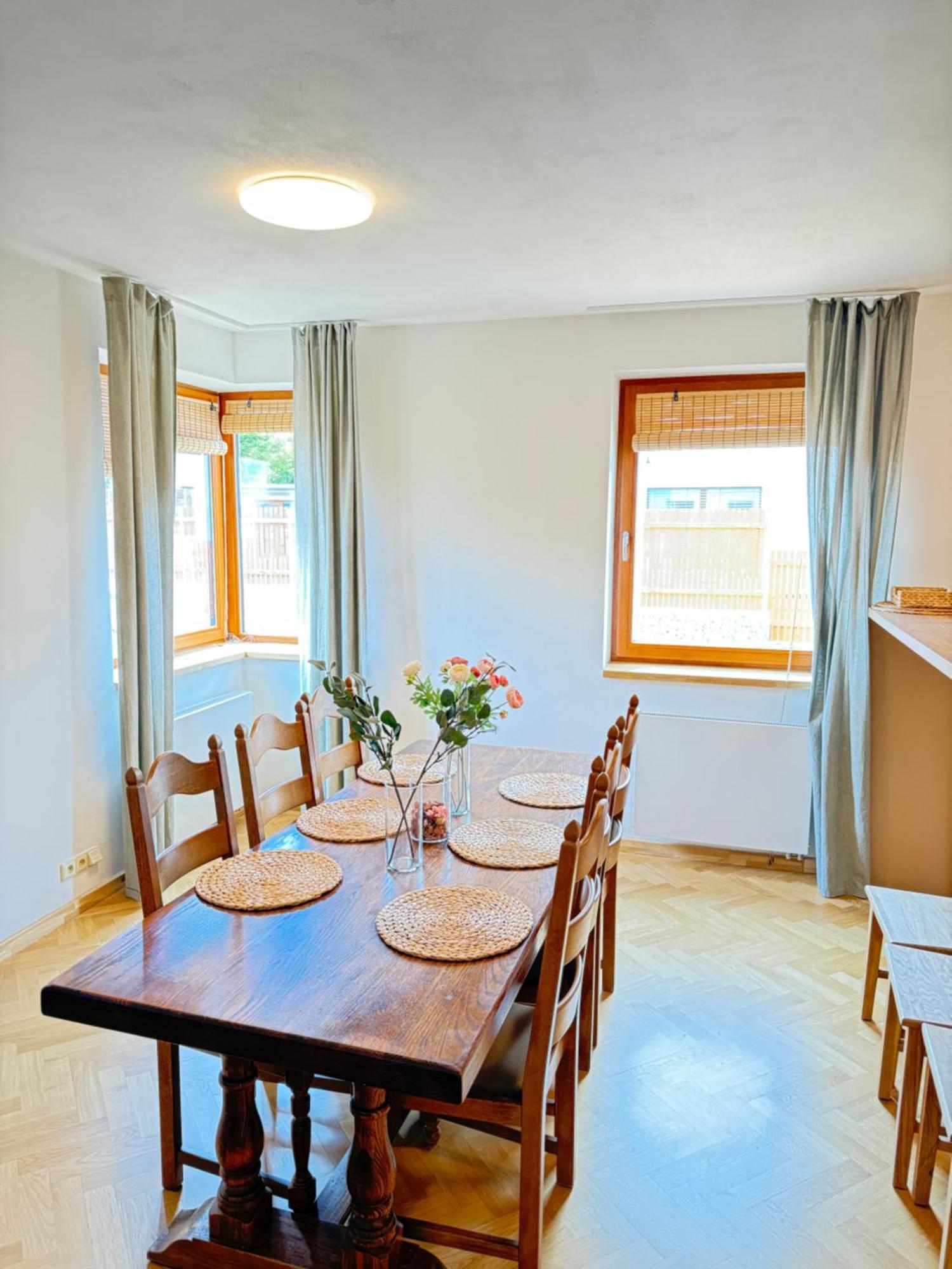 Familyvilla, New 4 Luxury Big Apartments, Parking Apartament